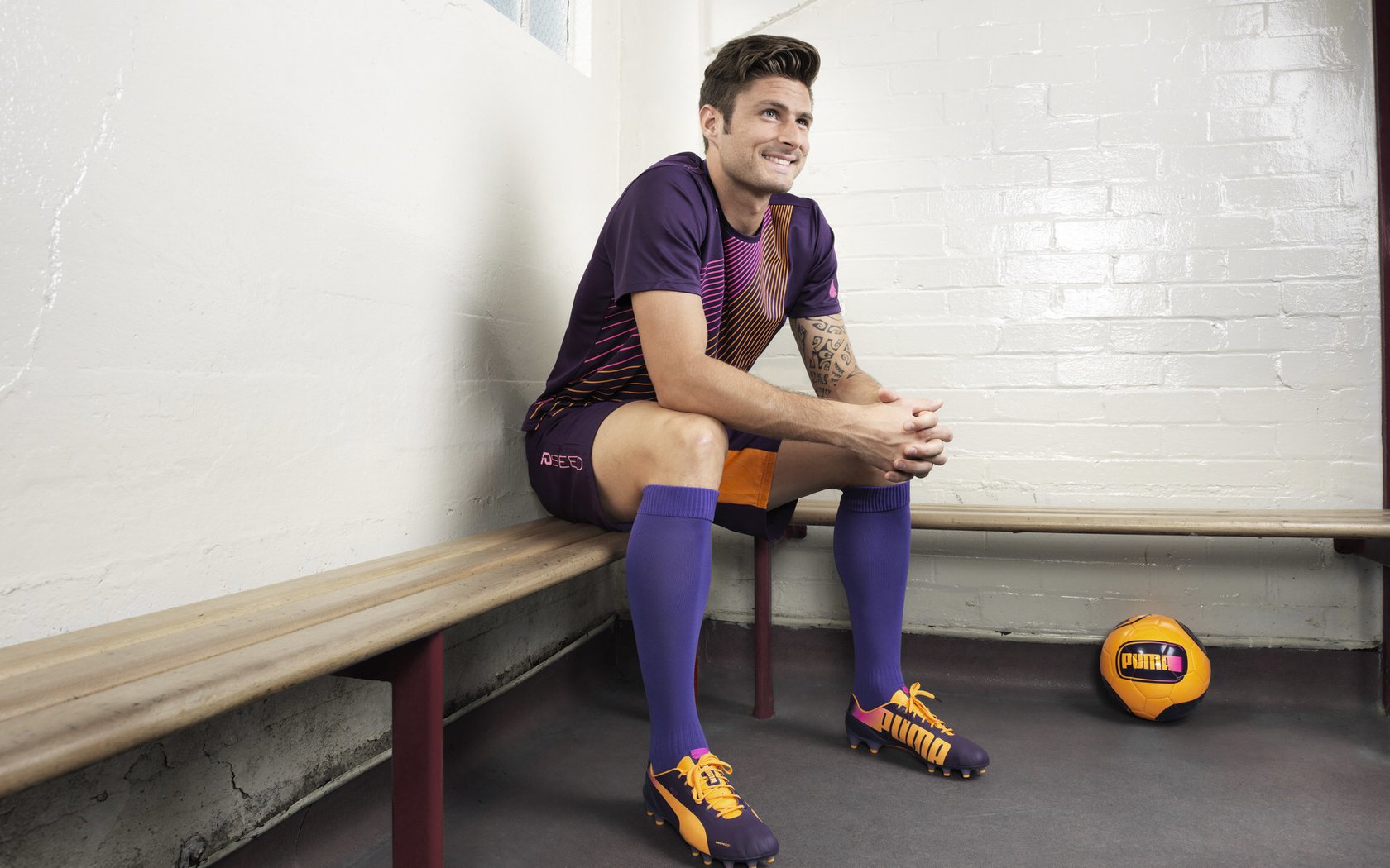 利物浦注重控球打出节奏变化，利物浦控球率